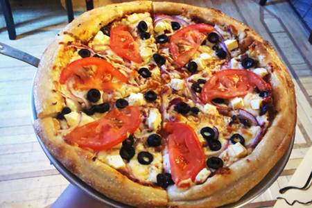 GuilloS Bistro Bar Saint-Hyacinthe | restaurant | 1360 Rue Calixa-Lavallée, Saint-Hyacinthe, QC J2S 3E8, Canada | 4385219764 OR +1 438-521-9764