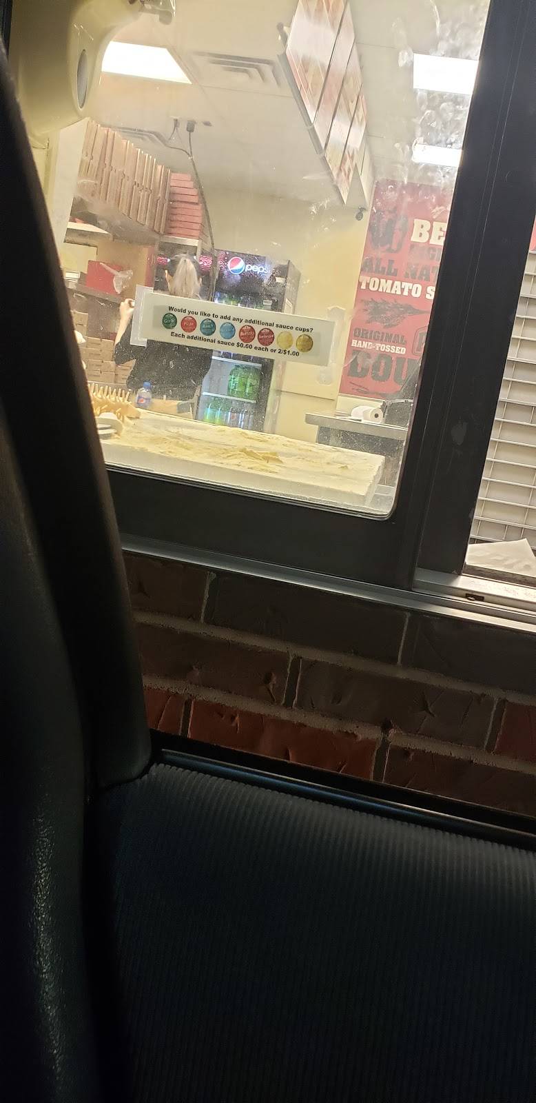 Papa Johns Pizza | restaurant | 140 W Knight St, Portland, TN 37148, USA | 6153257272 OR +1 615-325-7272