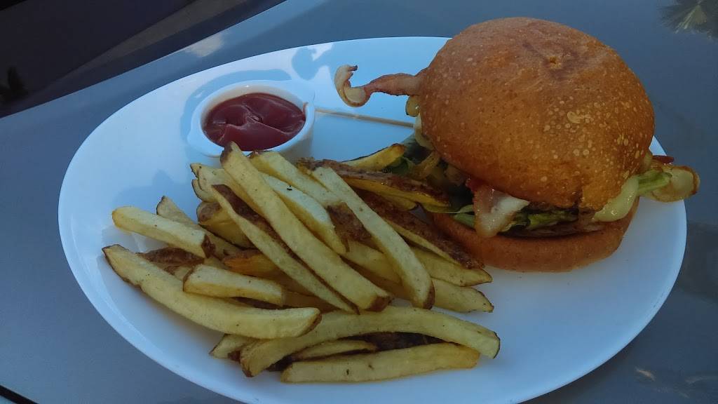 SANO´S STEAK HOUSE | restaurant | Carretera Tijuana-Ensenada Km 108.5, Zona Playitas, Quintas Papagayo, 22860 Ensenada, B.C., Mexico | 016461744061 OR +52 646 174 4061