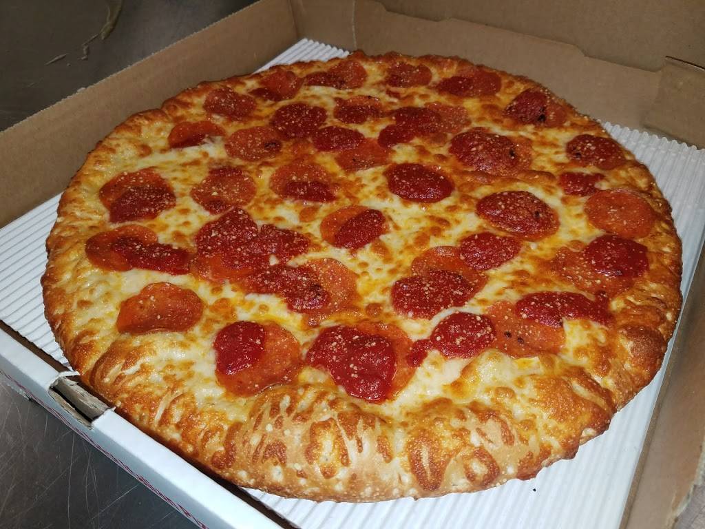 Carlos Pizza | restaurant | 36468 Groesbeck Hwy, Clinton Twp, MI 48035, USA | 5864697666 OR +1 586-469-7666