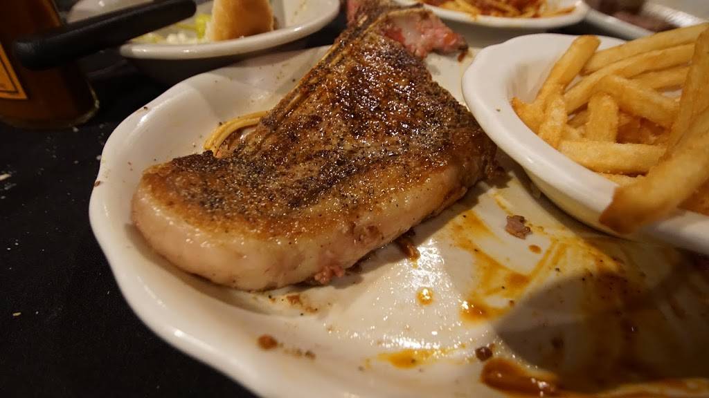 Cascios Steakhouse | restaurant | 1620 S 10th St, Omaha, NE 68108, USA | 4023458313 OR +1 402-345-8313