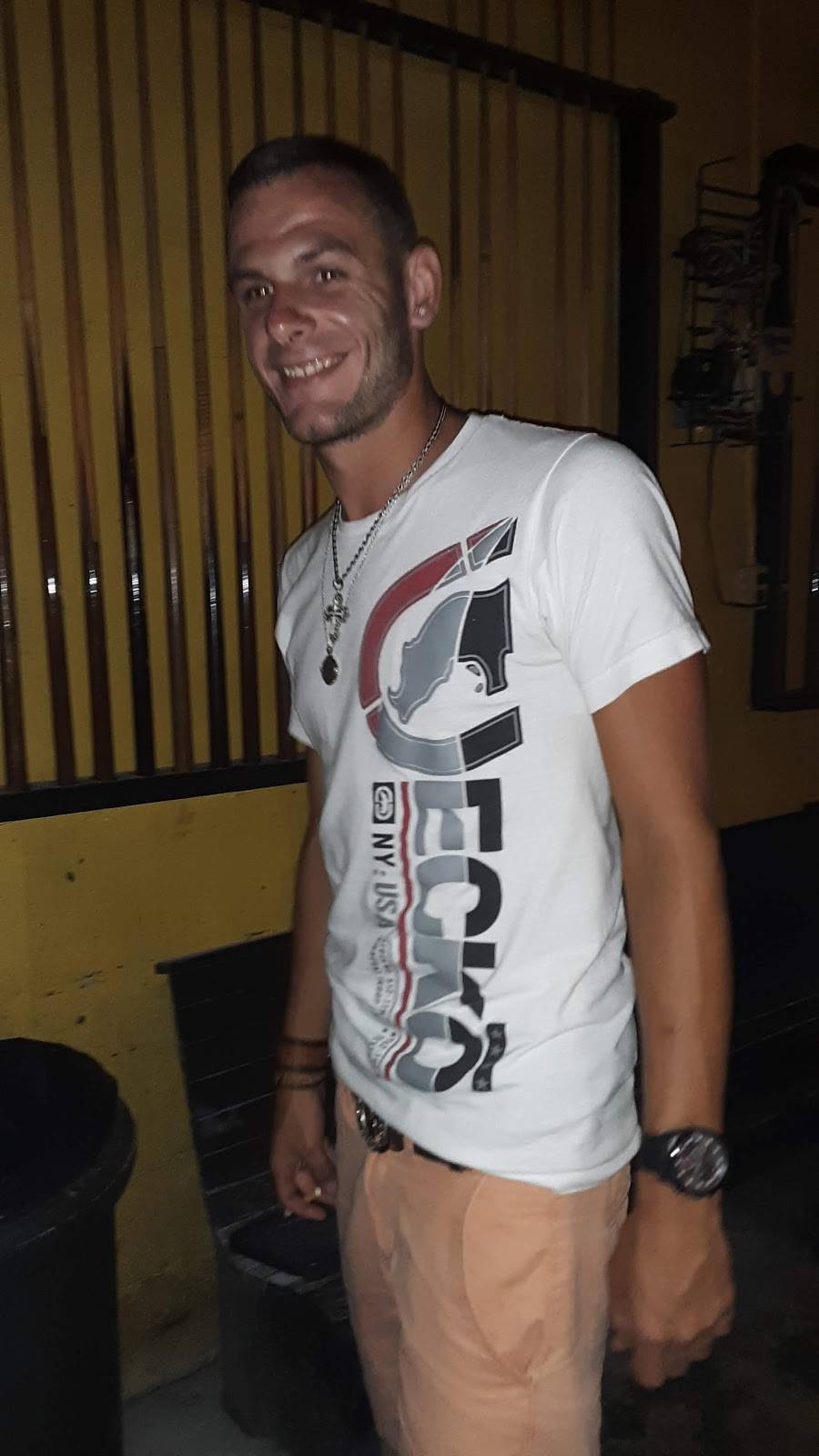 Rusty Buzzard | restaurant | 909 N Bethel St #3126, Thomaston, GA 30286, USA | 7066470608 OR +1 706-647-0608