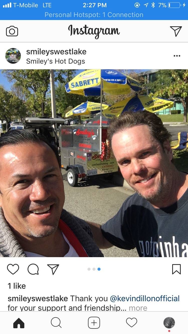 Smileys Hot Dogs | restaurant | 2649 Townsgate Rd, Westlake Village, CA 91361, USA | 8186617713 OR +1 818-661-7713