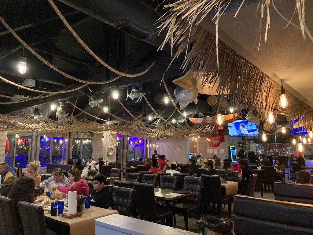 Crafty Crab Sunrise | restaurant | 2019 N University Dr, Sunrise, FL 33322, USA | 9545301841 OR +1 954-530-1841