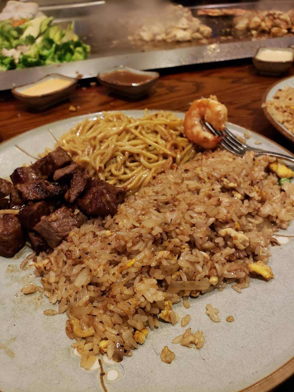 Noble Japanese Steak House | restaurant | 235 Queen St, Southington, CT 06489, USA | 8606287888 OR +1 860-628-7888