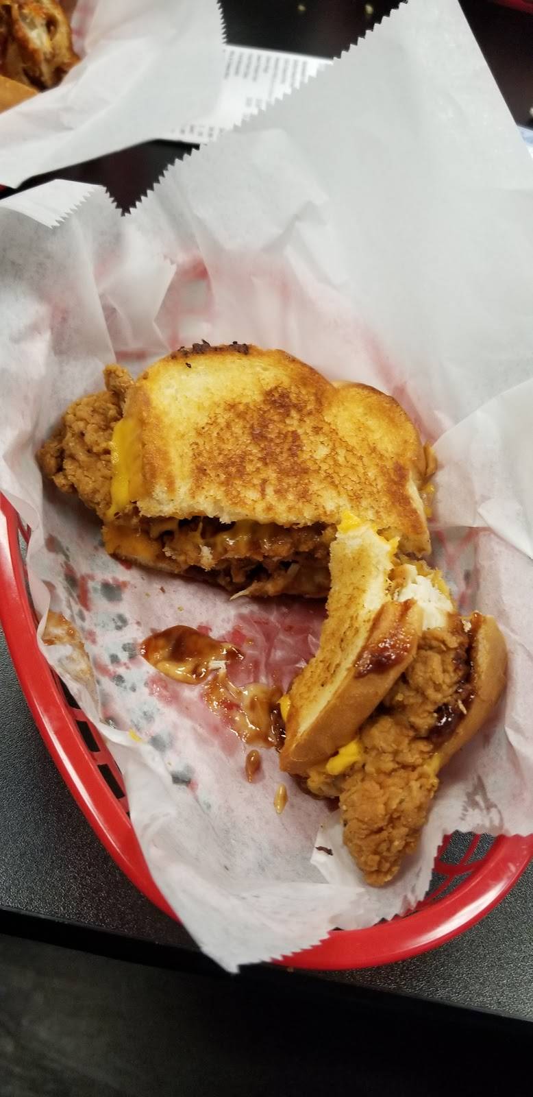 Ice Cream Heaven & BBQ Cottage | restaurant | 5890 Derry St, Harrisburg, PA 17111, USA | 7175644176 OR +1 717-564-4176