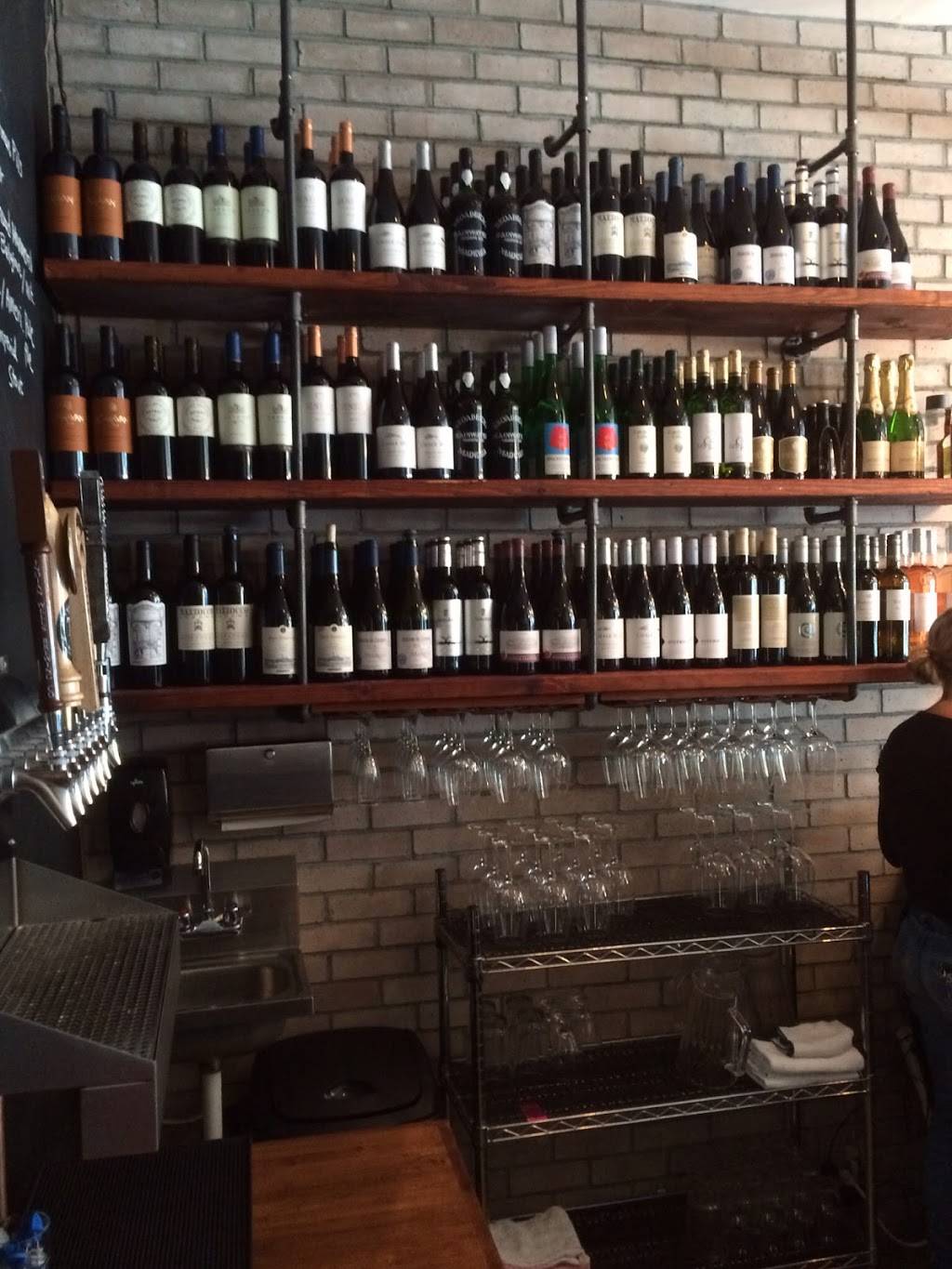 Taste wine-beer-kitchen | restaurant | 3506 E Broadway, Long Beach, CA 90803, USA | 5624331000 OR +1 562-433-1000