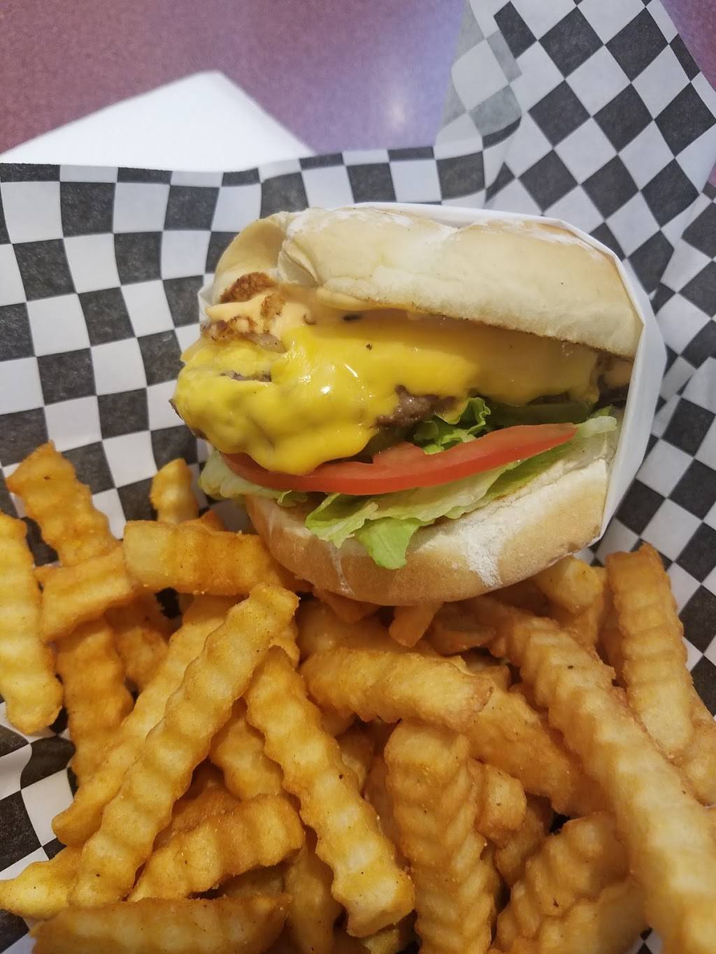 Daddy O’s Rockin Cafe | restaurant | 228 N 2nd Ave, Upland, CA 91786, USA | 9098161950 OR +1 909-816-1950