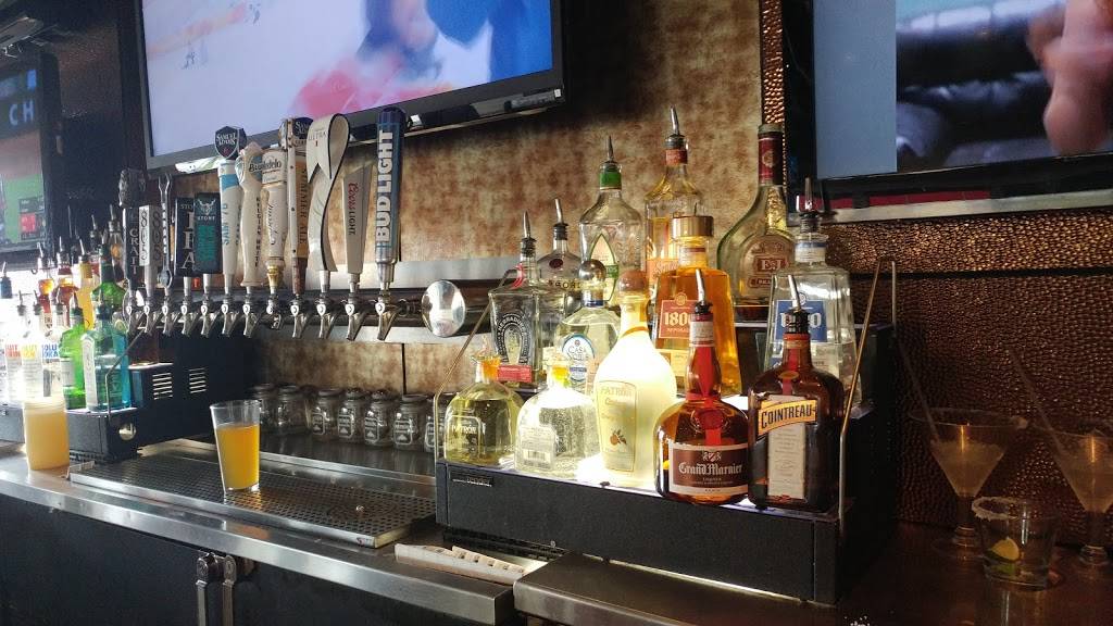 Chilis Grill & Bar | meal takeaway | 29233 Central Ave, Lake Elsinore, CA 92532, USA | 9512455101 OR +1 951-245-5101