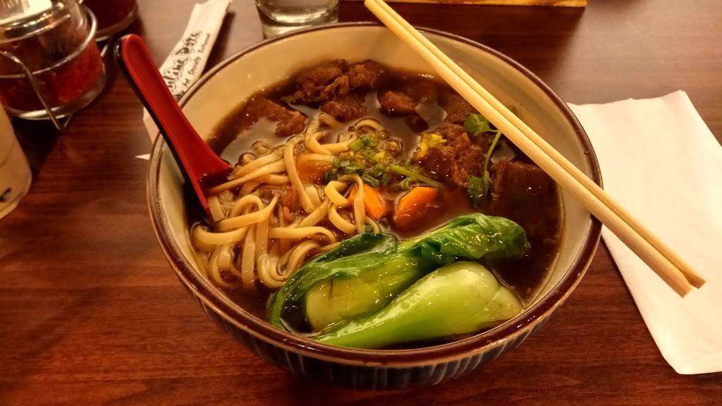 Boiling Pots | restaurant | 2650 E Grand River Ave, East Lansing, MI 48823, USA | 5178891799 OR +1 517-889-1799