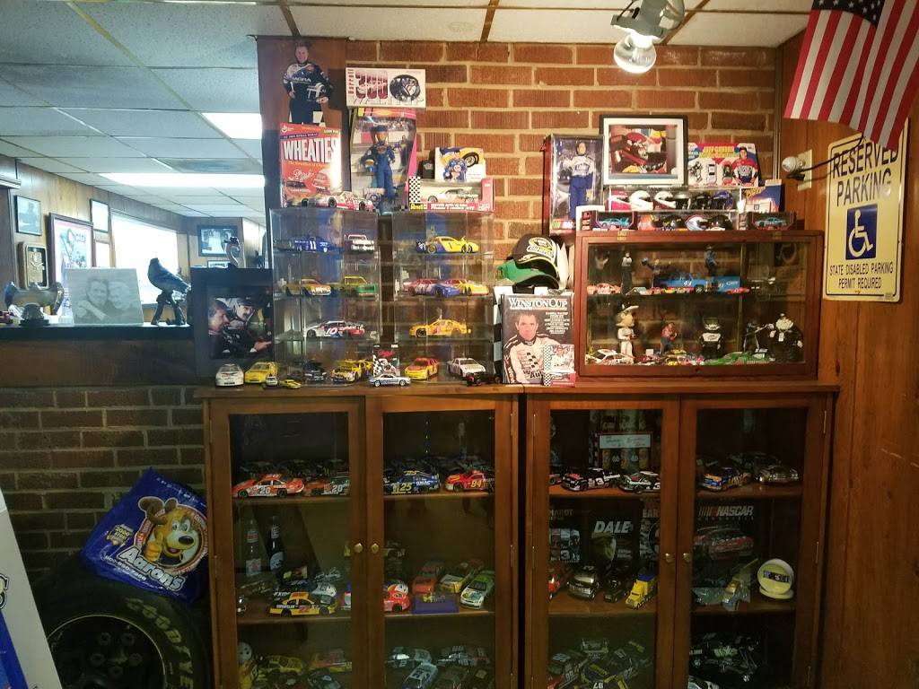 J-Birds | restaurant | 7917 Fairview Rd, Mint Hill, NC 28227, USA | 7045451932 OR +1 704-545-1932