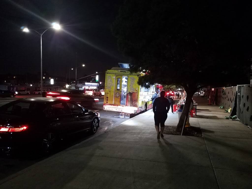Tamix Mexican food truck | restaurant | 3801 S Sepulveda Blvd, Los Angeles, CA 90230, USA | 3237435206 OR +1 323-743-5206
