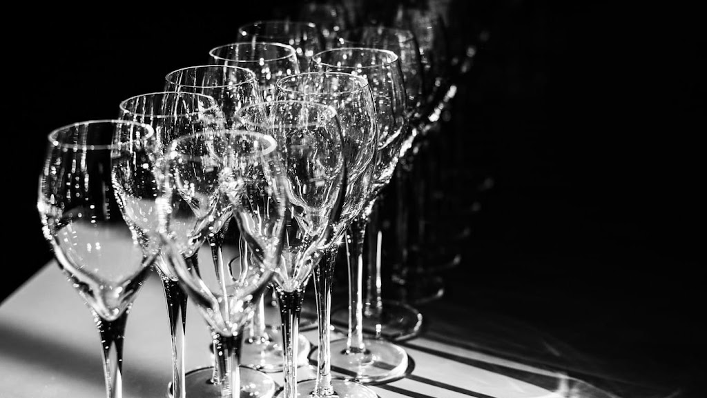 Bar Reverie | restaurant | 4017 Kennett Pike, Greenville, DE 19807, USA | 3023153663 OR +1 302-315-3663