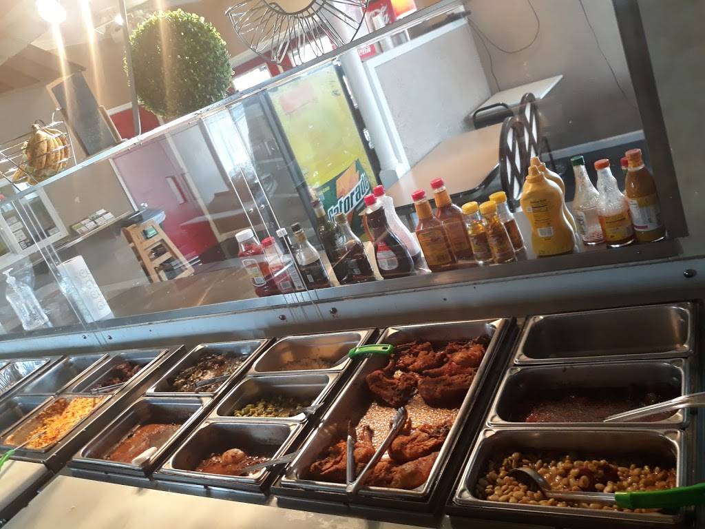 Clorays Cafe | restaurant | 2530 Bessemer Super Hwy, Bessemer, AL 35020, USA | 2052307903 OR +1 205-230-7903