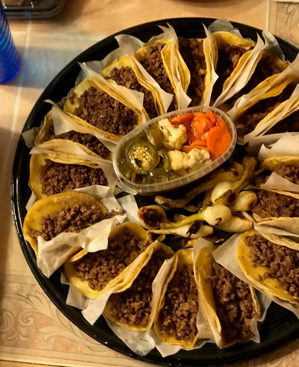 Taqueria Los Comales Little Village | restaurant | 3141 W 26th St, Chicago, IL 60623, USA | 7732470977 OR +1 773-247-0977