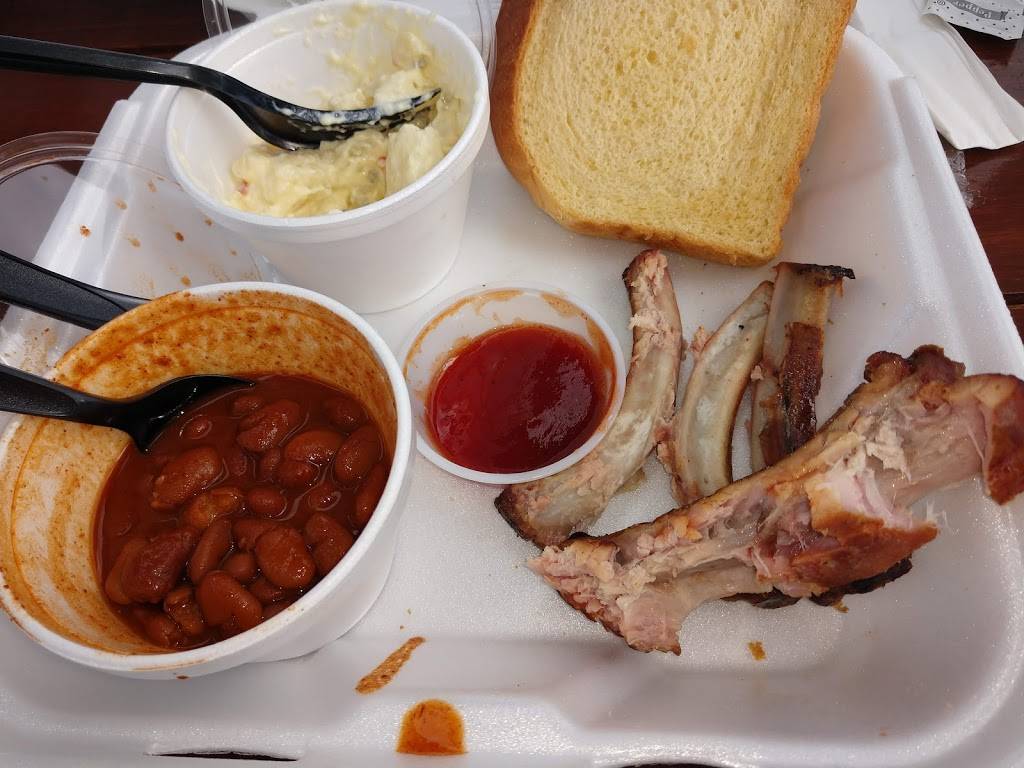 Woodies BBQ | restaurant | 950 Calimesa Blvd, Calimesa, CA 92320, USA | 9095709222 OR +1 909-570-9222