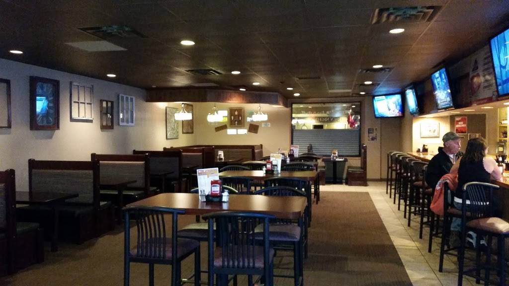 Mr. Ps Bar and Grill | restaurant | 1015 E McCoy Blvd, Tomah, WI 54660, USA | 6083740550 OR +1 608-374-0550