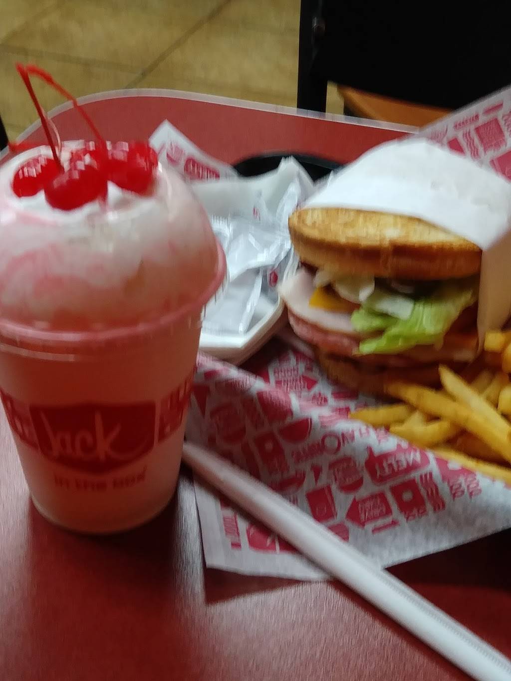 Jack in the Box | restaurant | 10409 San Pablo Ave, El Cerrito, CA 94530, USA | 5105256271 OR +1 510-525-6271