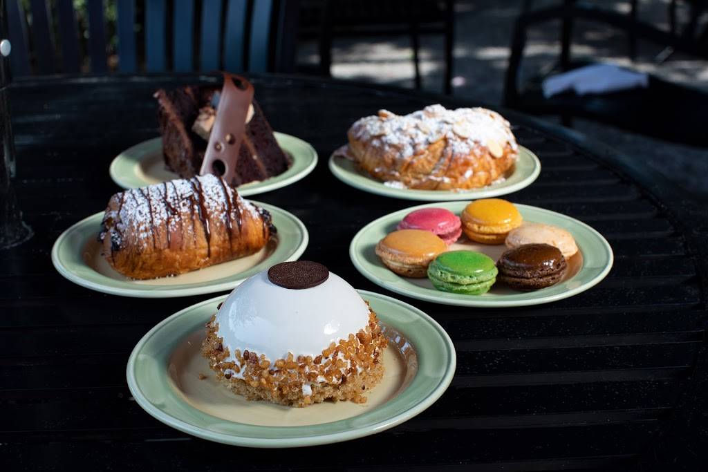 Marche Burette | restaurant | 85 Amelia Village Cir, Fernandina Beach, FL 32034, USA | 9044914834 OR +1 904-491-4834