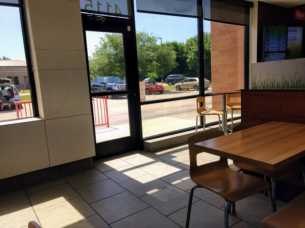 Wendys | restaurant | 4115, Austin, TX 78745, USA | 5125963305 OR +1 512-596-3305