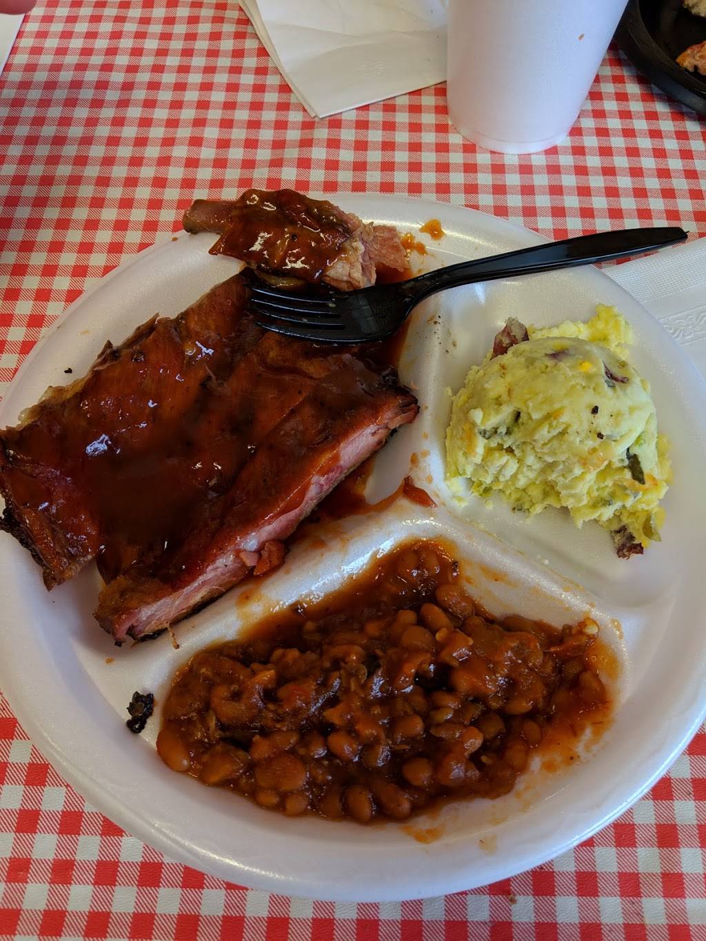 Hickory Pit | restaurant | 1491 Canton Mart Rd, Jackson, MS 39211, USA | 6019567079 OR +1 601-956-7079