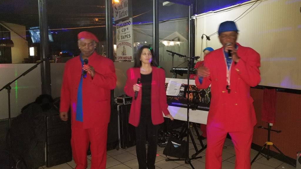 Genesis Grille & Lounge | restaurant | 1759 Mineral Spring Ave, North Providence, RI 02904, USA | 4013536888 OR +1 401-353-6888