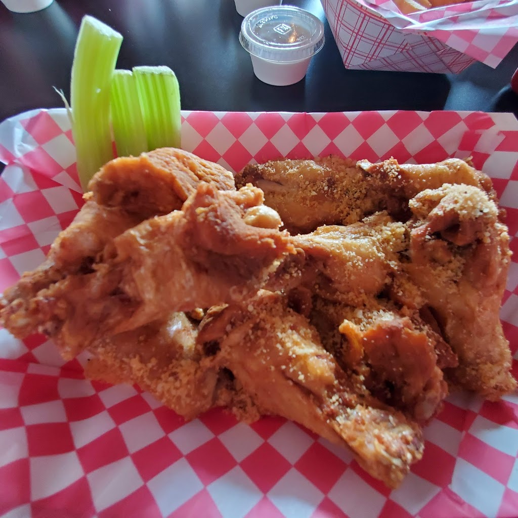 Wingz-2Go | restaurant | 2 E 9 Mile Rd, Pensacola, FL 32534, USA | 8504779495 OR +1 850-477-9495