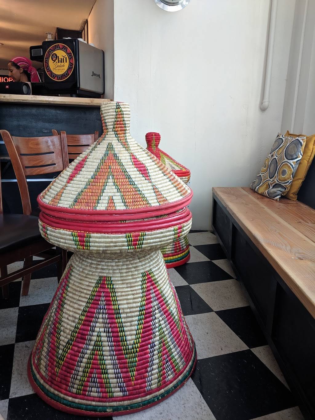 Delish Ethiopian Cuisine | restaurant | 5701 Rainier Ave, South, Seattle, WA 98118, USA | 2067233821 OR +1 206-723-3821