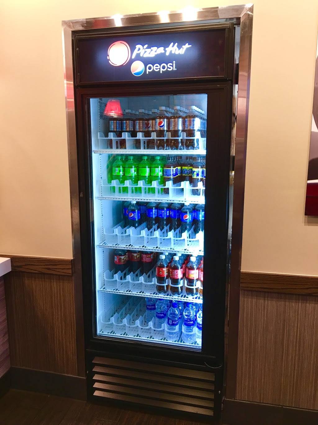 Pizza Hut | meal takeaway | 8090 Blue Diamond Rd Suite 140, Las Vegas, NV 89178, USA | 7022700796 OR +1 702-270-0796