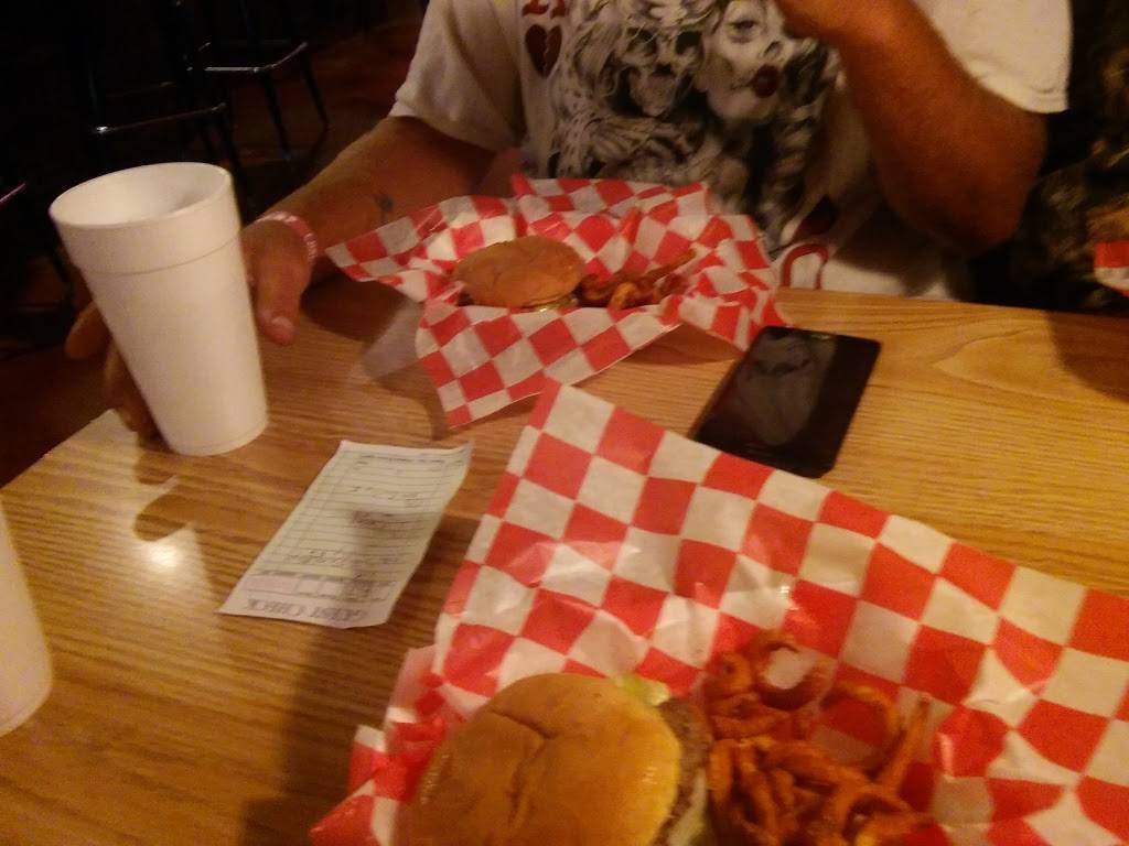 My Place | restaurant | 128 N Broadway St, Spencerville, OH 45887, USA | 4196474062 OR +1 419-647-4062