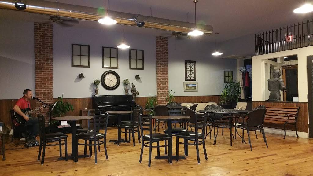 Kings Coffee | restaurant | 117 E Main St, Murfreesboro, NC 27855, USA | 2523967424 OR +1 252-396-7424