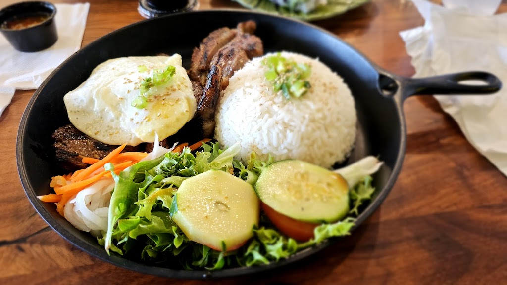 Basil & Sprout | restaurant | 4771-1 Bayou Blvd, Pensacola, FL 32503, USA | 8508578055 OR +1 850-857-8055