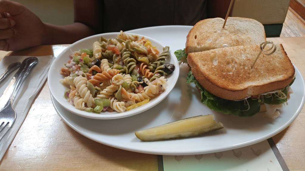 Dozens Restaurant | restaurant | 2180 S Havana St, Aurora, CO 80014, USA | 3033376627 OR +1 303-337-6627