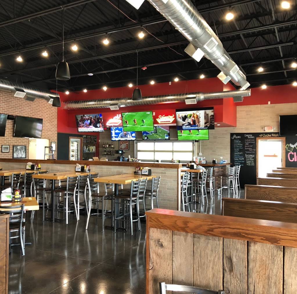 Cluckers Shepherdsville | restaurant | 544 Conestoga Pkwy, Shepherdsville, KY 40165, USA | 5025319188 OR +1 502-531-9188