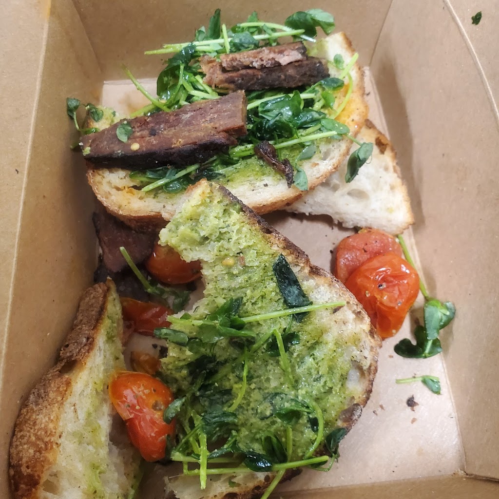 Maine Local Market | restaurant | 136 Water St, Hallowell, ME 04347, USA | 2074801100 OR +1 207-480-1100