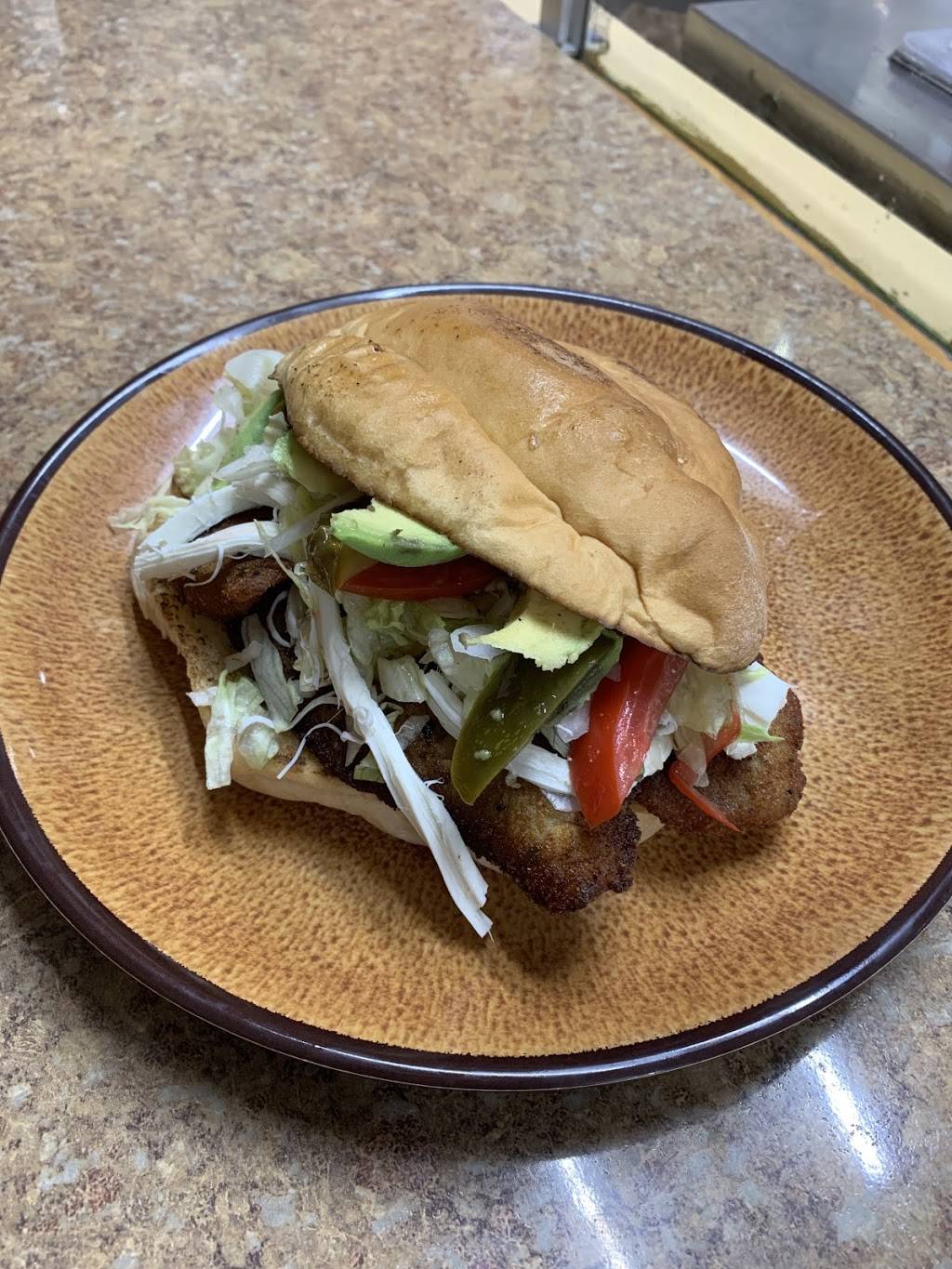 B’s Mini Market | restaurant | 301 W Almond St, Vineland, NJ 08360, USA | 8566968050 OR +1 856-696-8050