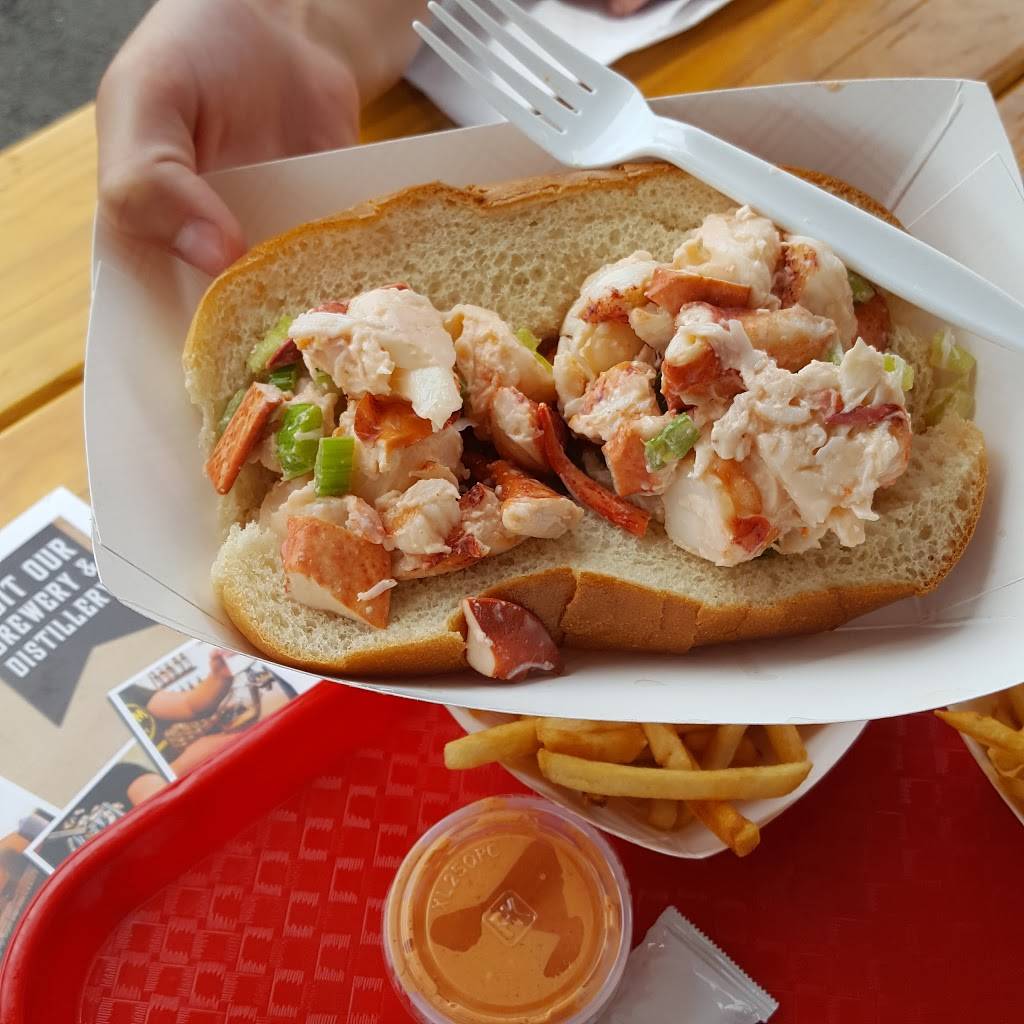 Newport Lobster Shack (Kitchen) | restaurant | 150 Long Wharf, (Trailer), Newport, RI 02840, USA | 4018471700 OR +1 401-847-1700