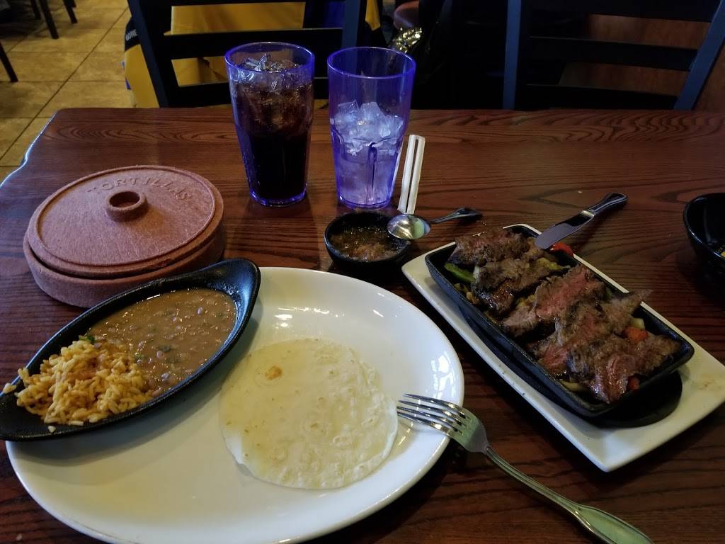 Hacienda Colorado | restaurant | 5056 S Wadsworth Blvd, Littleton, CO 80123, USA | 3039320272 OR +1 303-932-0272