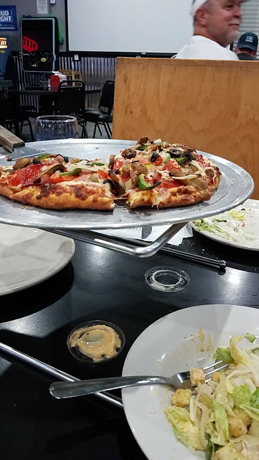 Hideout Pizzaria | restaurant | 5620 Barrett Ln, Louisville, KY 40272, USA | 5027423145 OR +1 502-742-3145