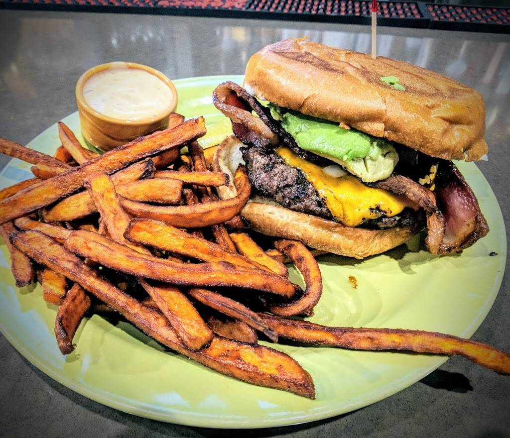 Hashes & Brews | restaurant | 811 Cherry Ave, San Bruno, CA 94066, USA | 6509523189 OR +1 650-952-3189