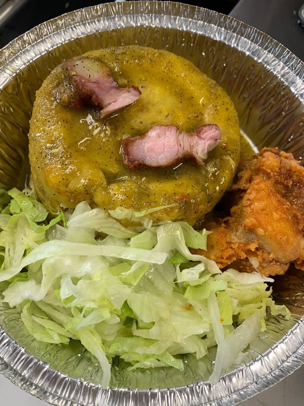 Jacquelines Cafe | restaurant | 846 Boyden St, Waterbury, CT 06704, USA | 2037543650 OR +1 203-754-3650