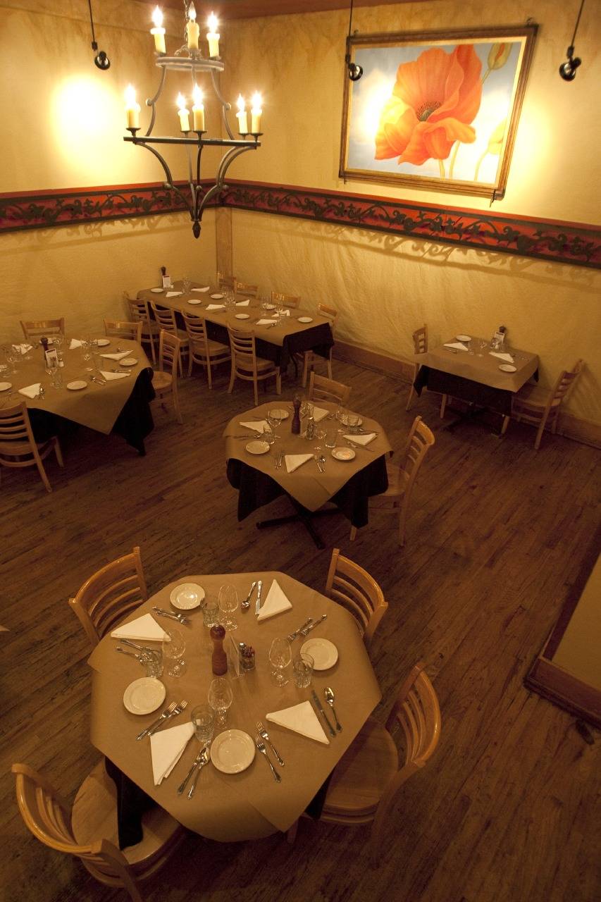 Carmines on Penn | restaurant | 92 S Pennsylvania St, Denver, CO 80209, USA | 3037776443 OR +1 303-777-6443