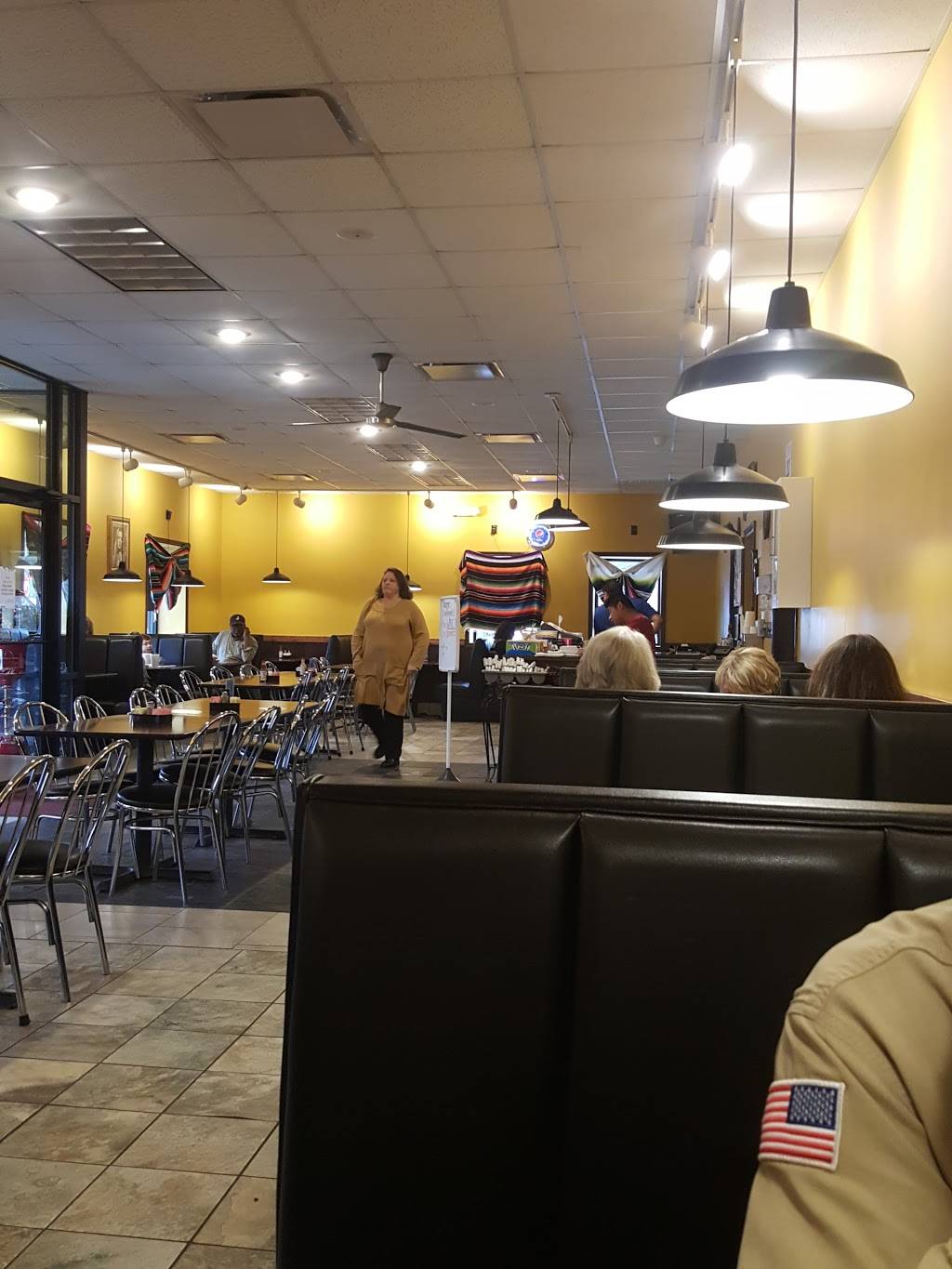 Barrigas Grill | restaurant | 402 1st Ave E, Reform, AL 35481, USA | 2053752434 OR +1 205-375-2434