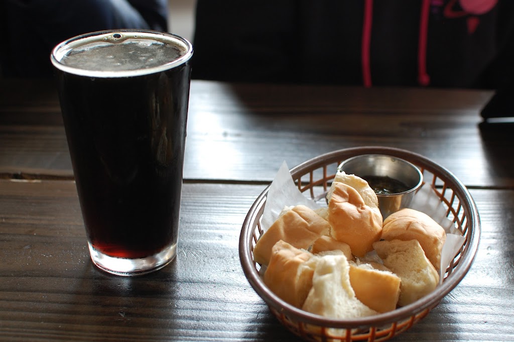 Bangers & Brews - Eastside | restaurant | 1462 NE Cushing Dr #140, Bend, OR 97701, USA | 5417976886 OR +1 541-797-6886