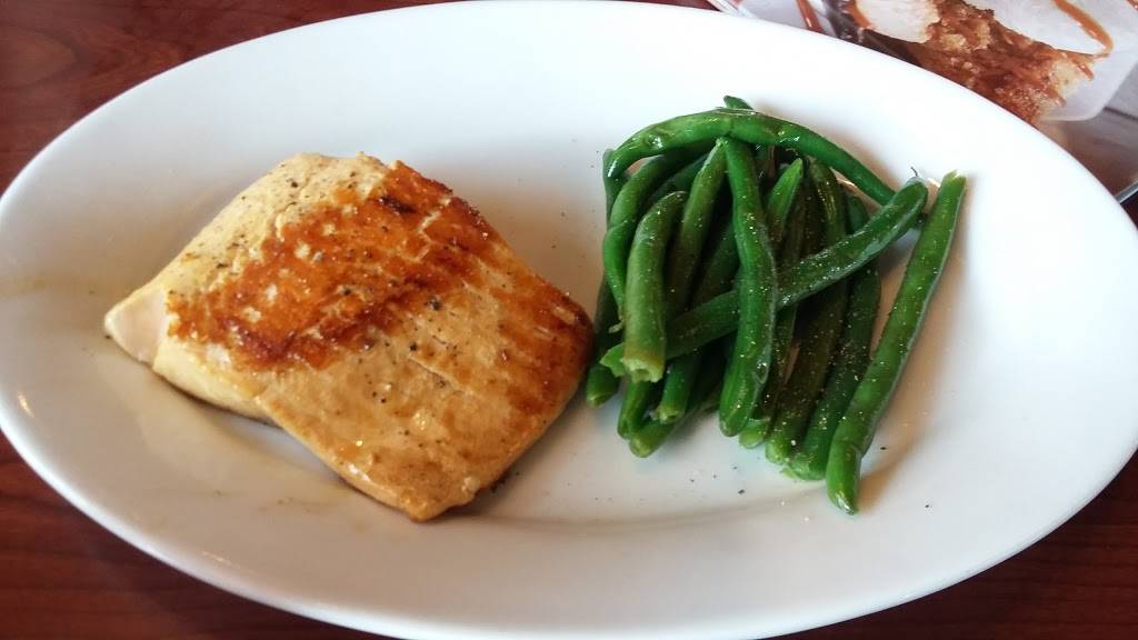 Ruby Tuesday | restaurant | 945 N Dupont Blvd, Milford, DE 19963, USA | 3024248049 OR +1 302-424-8049