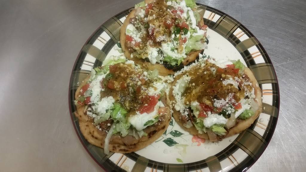 Doras Kitchen | restaurant | 2355 S 16th St, Phoenix, AZ 85034, USA | 6022534074 OR +1 602-253-4074