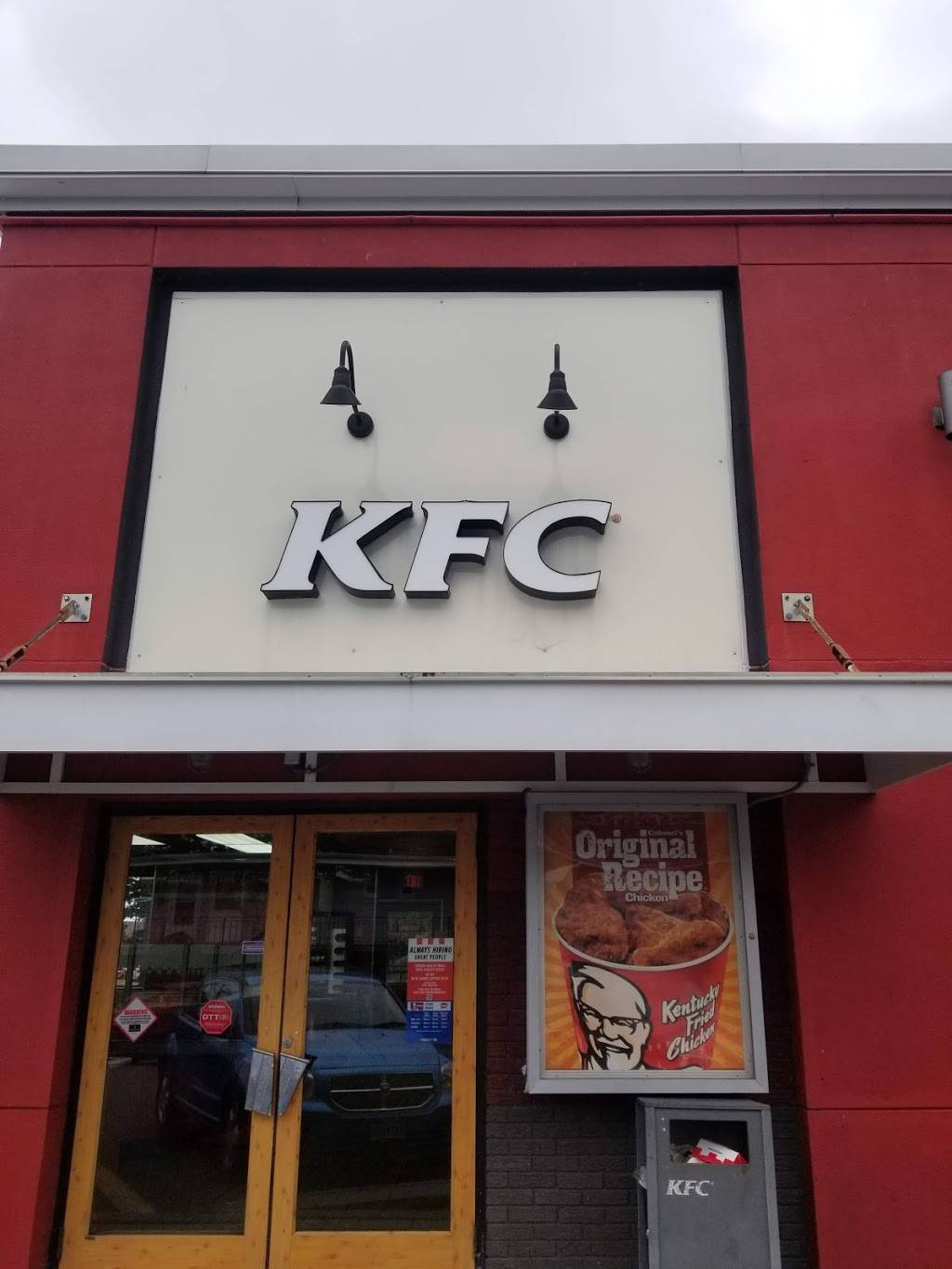 KFC | restaurant | 1907 N High St, Millville, NJ 08332, USA | 8568254875 OR +1 856-825-4875