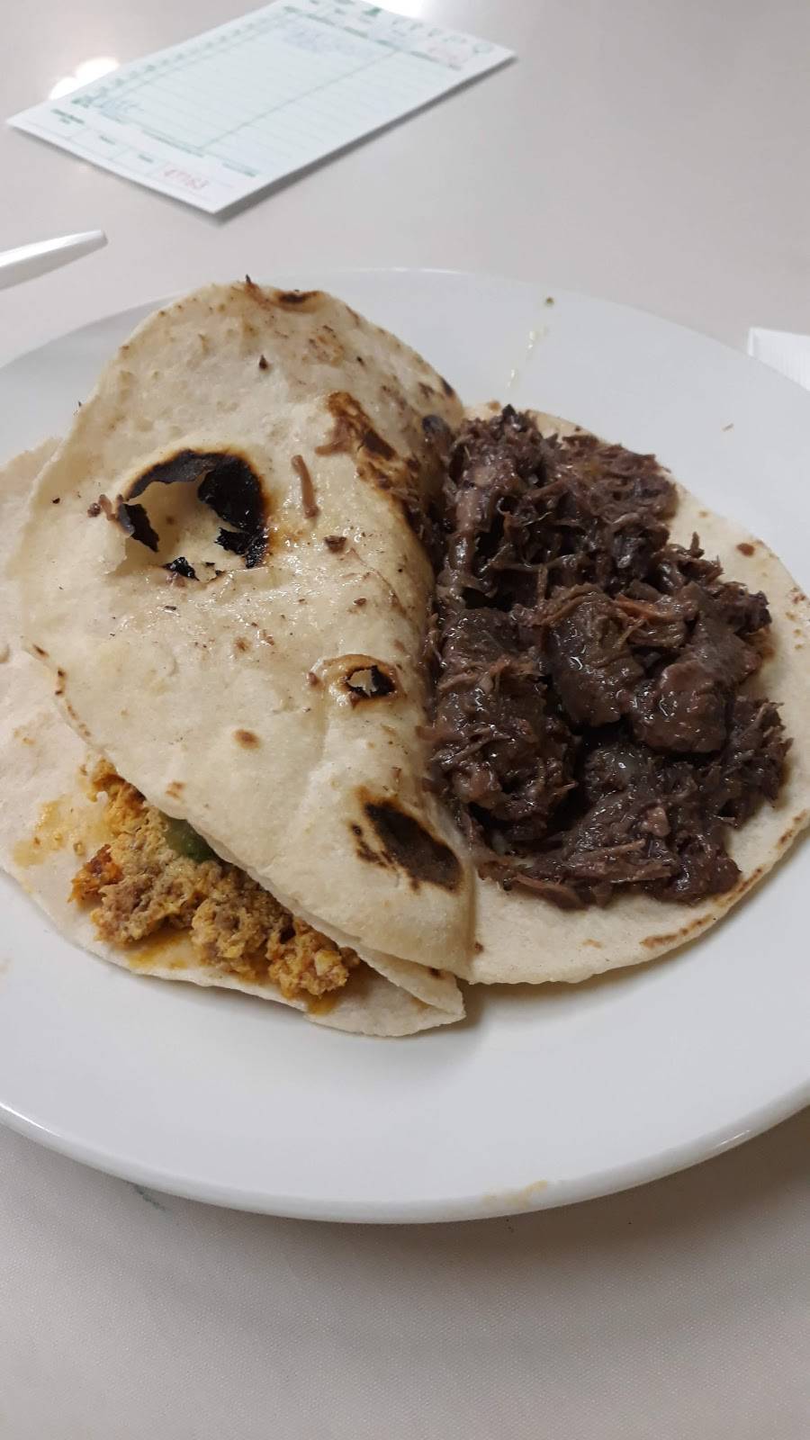 Leticias Mexican Restaurant | restaurant | 1922 N Zarzamora St, San Antonio, TX 78201, USA | 2107371134 OR +1 210-737-1134