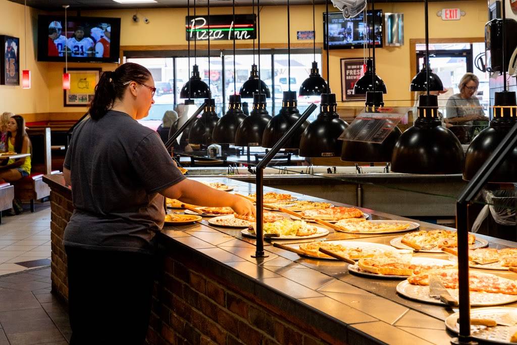 Pizza Inn | restaurant | 1586 N Broad St, Tazewell, TN 37879, USA | 4236267258 OR +1 423-626-7258