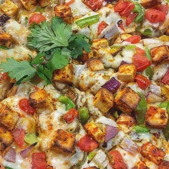 Tandoori Pizza | restaurant | 1920 W 11th St, Tracy, CA 95376, USA | 2098345560 OR +1 209-834-5560